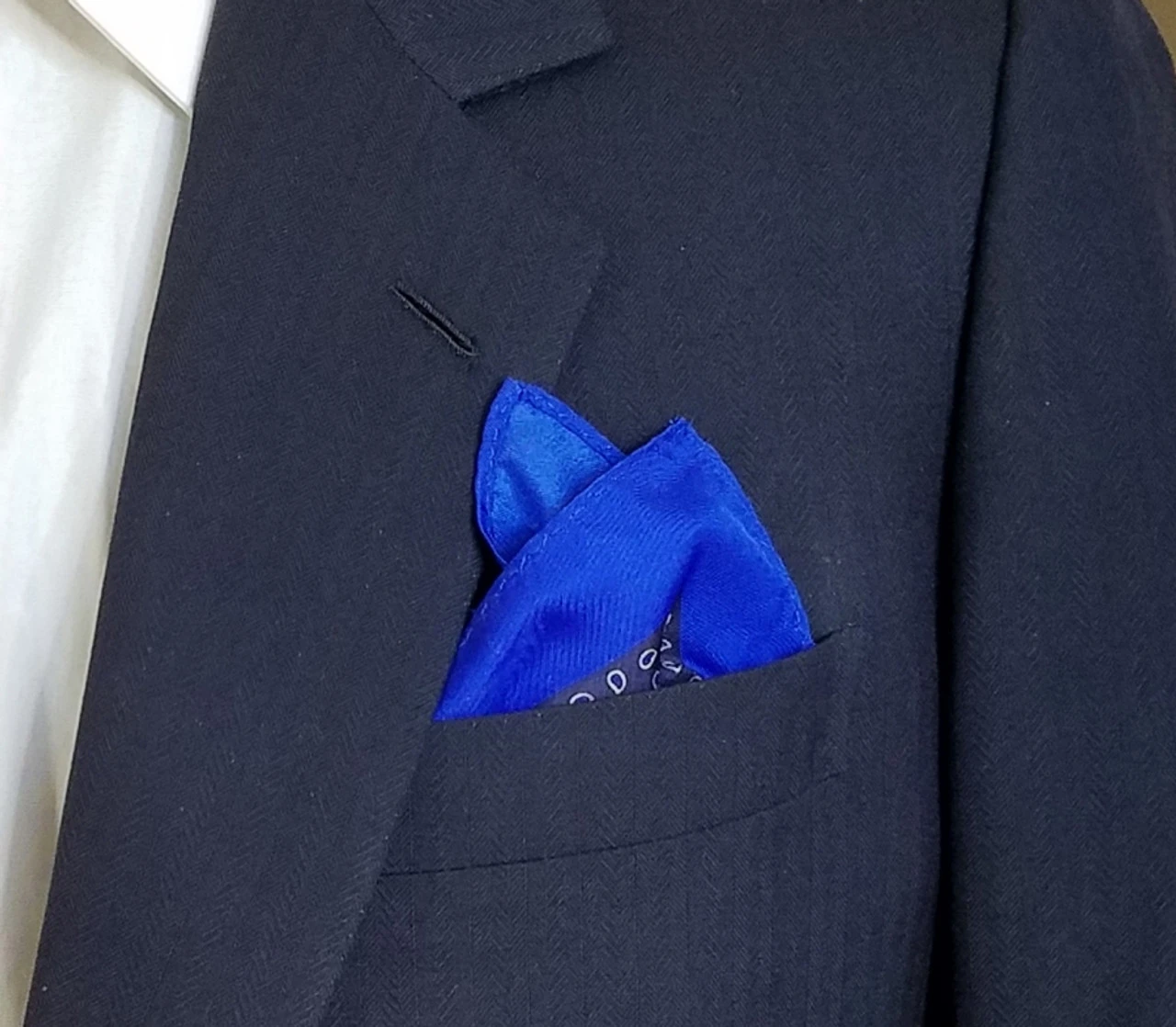 100% Silk Pocket Square - Navy & Royal Blue Petite Paisleys 12.5 X 12.5 5 100% Silk Pocket Square - Navy & Royal Blue Petite Paisleys 12.5 X 12.5 - Image 5