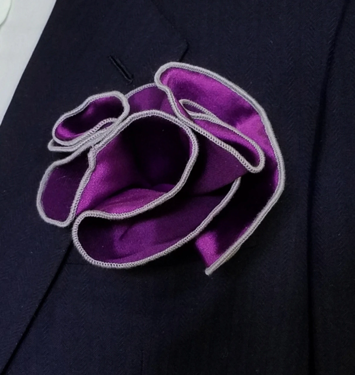 Antonio Ricci 2-in-1 Pouf Round Pocket Square - Grey On Purple 1 Antonio Ricci 2-in-1 Pouf Round Pocket Square - Grey On Purple