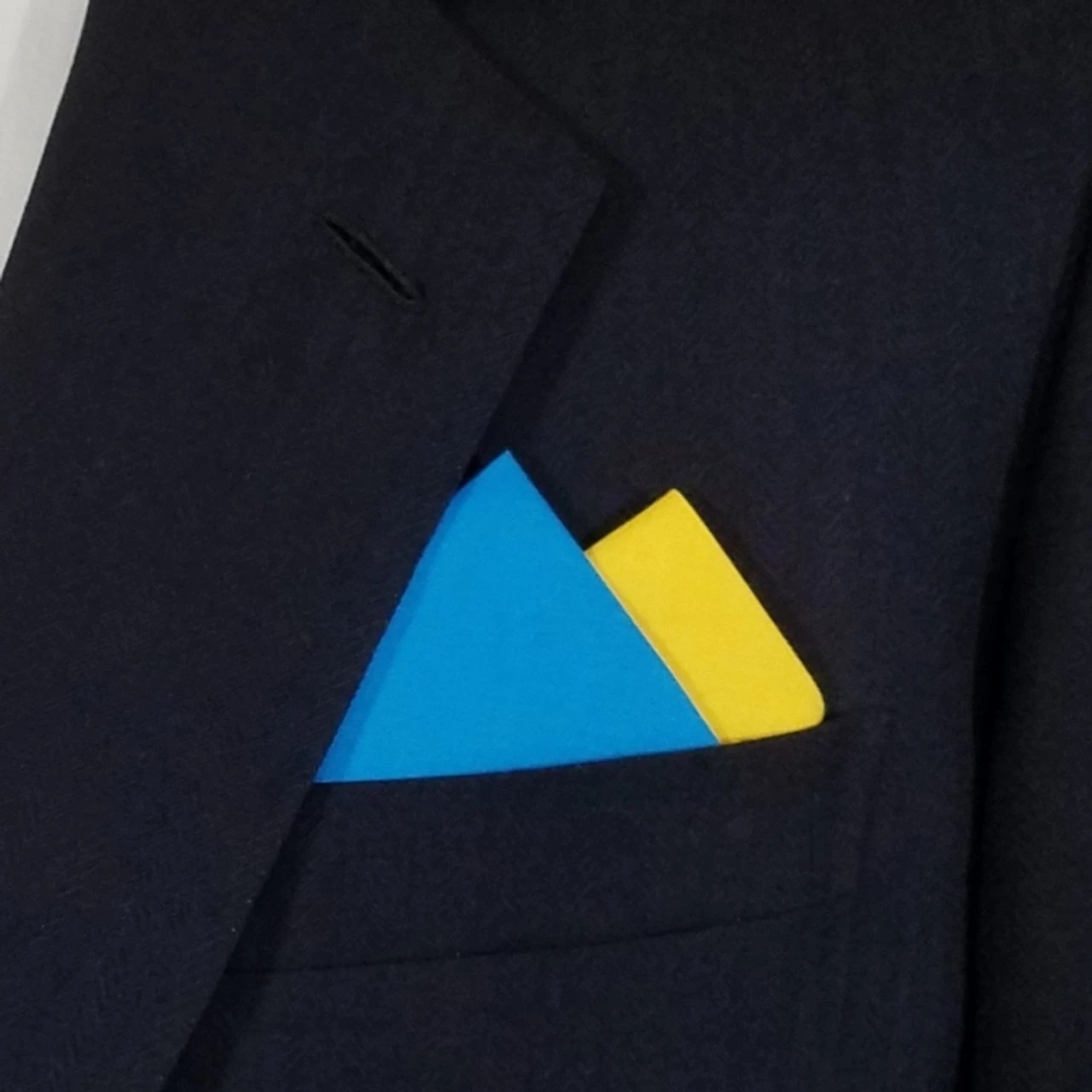 Ukraine Flag Color - Men's Cotton Pre-folded Pocket Square Handkerchief Insert 6 Ukraine Flag Color - Men's Cotton Pre-folded Pocket Square Handkerchief Insert - Image 6