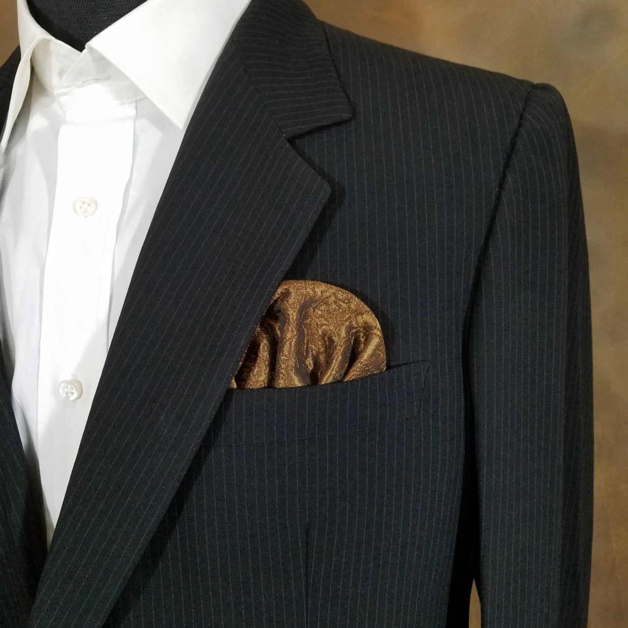 Bronze 100% Jacquard Silk Pre-Folded Pocket Square Insert 2 Bronze 100% Jacquard Silk Pre-Folded Pocket Square Insert - Image 2