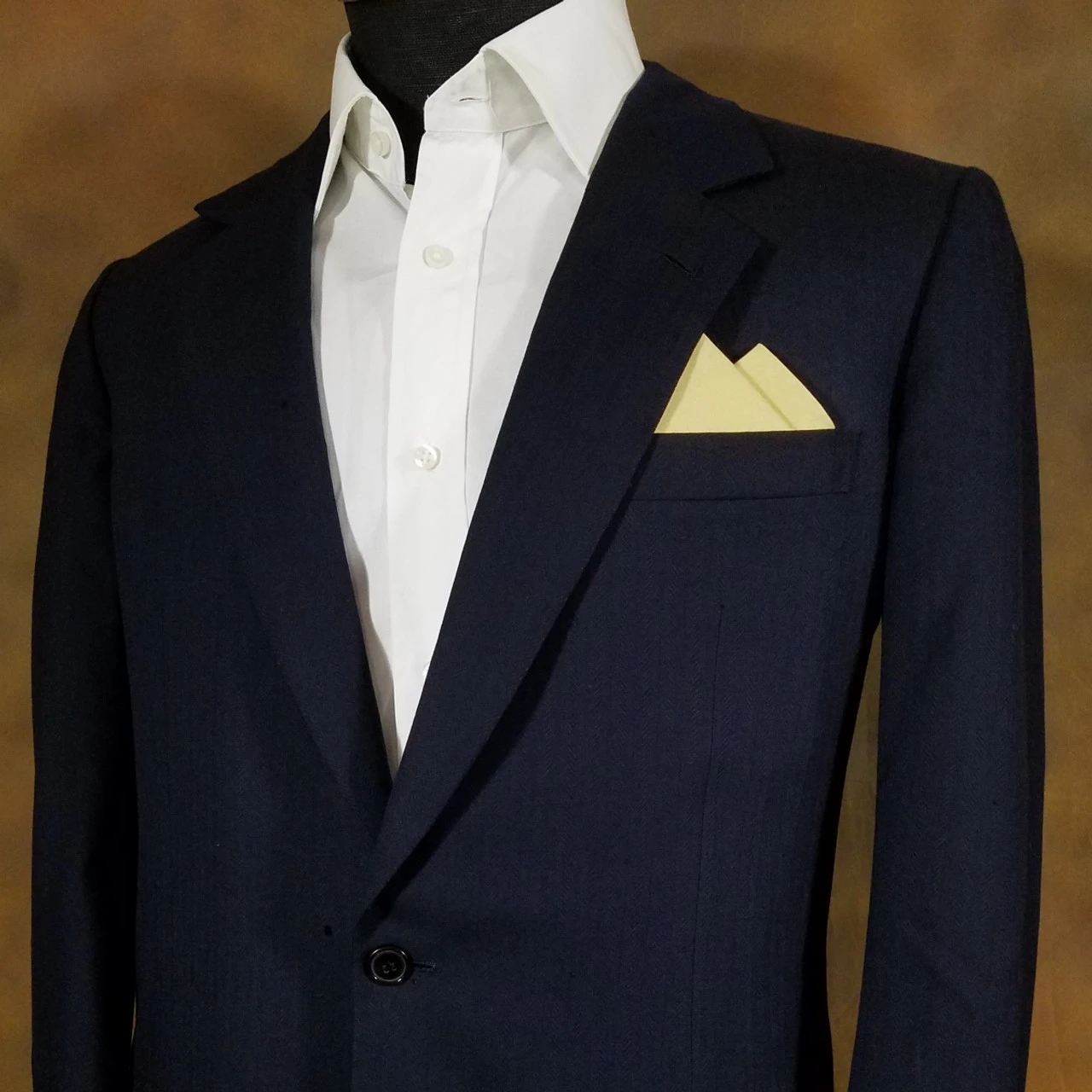 100% Cotton Pre-Folded Pocket Square Handkerchief Insert - Soft Yellow 2 100% Cotton Pre-Folded Pocket Square Handkerchief Insert - Soft Yellow - Image 2